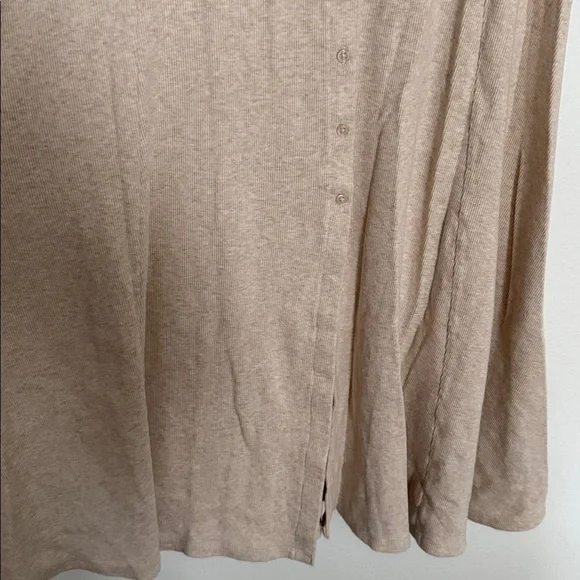 Universal Thread Beige Midi Dress - Picture 4 of 7